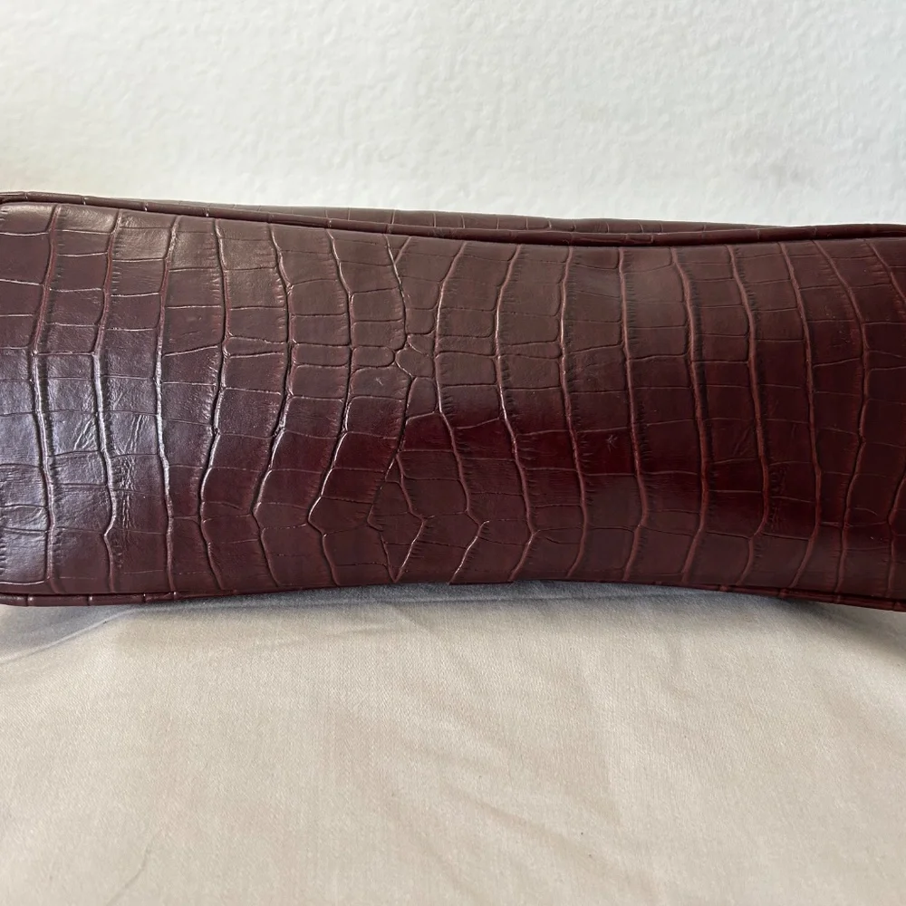 Women's Brown Alligator Skin Pattern Purse | Gently Used‎